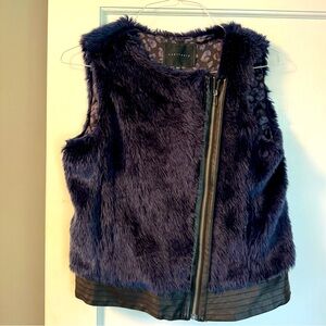 Sanctuary Vest Womens Small Blue/Purple Faux Fur Faux Leather Trim NWT!